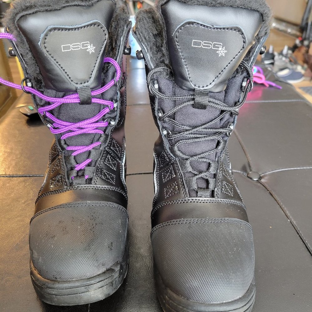 DSG snow boots